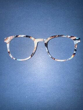 Pair Eyewear The Fjord Marble for the Reese glasses! Worn a couple times!